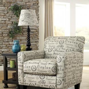 Aleyna accent chair