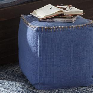 Caius - Rust Pouf